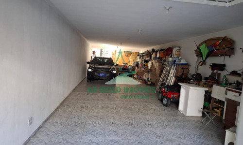 Sobrado à venda no Jardim Têxtil | 3 suítes | 6 vagas | 216m² | Churrasqueira | Energia solar