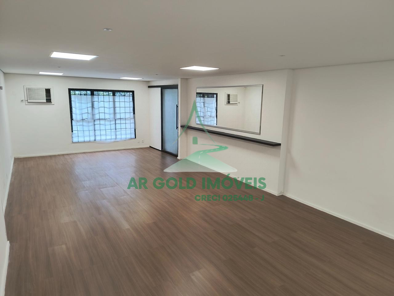 Prédio comercial para locação em Higienópolis | 380m² | 4 pavimentos | Novo | 3 vagas