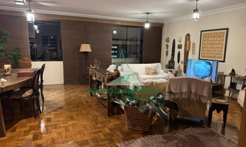 Apartamento alto padrão à venda em Santa Cecília | 3 dormitórios | 170m² | Andar alto | Vista livre
