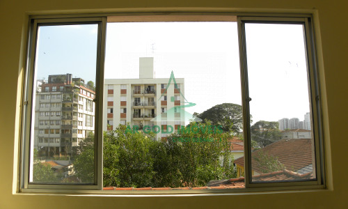 Apartamento à venda em Pinheiros | 1 dormitório | 55m² | Próx. Metrô Sumaré | Excelente localização