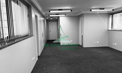 Sala comercial para locação em Pinheiros | 43m² | 2 banheiros | 1 vaga | Av. Teodoro Sampaio