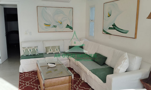 Cobertura à venda na Riviera | 5 suítes | Piscina privativa | Pé na areia