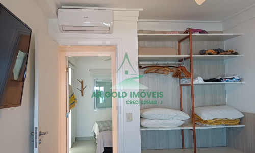 Cobertura à venda na Riviera | 5 suítes | Piscina privativa | Pé na areia