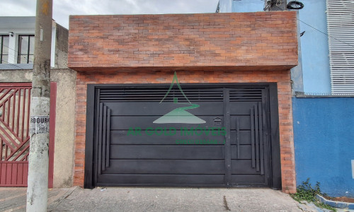 Casa térrea à venda no Parque São Domingos | 2 dorms | 2 vagas | 129m²