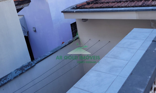 Casa térrea à venda no Parque São Domingos | 2 dormitórios | Edícula | Quintal | 1 vaga