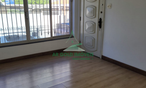 Casa térrea à venda no Parque São Domingos | 2 dormitórios | Edícula | Quintal | 1 vaga