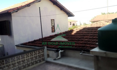 Casa térrea à venda no Parque São Domingos | 2 dormitórios | Edícula | Quintal | 1 vaga