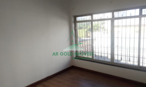 Casa térrea à venda no Parque São Domingos | 2 dormitórios | Edícula | Quintal | 1 vaga