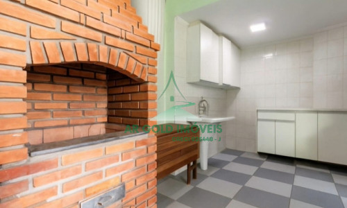 Sobrado à venda na Zona Oeste | 3 dormitórios | Suíte | 1 vaga | Churrasqueira | 140m²