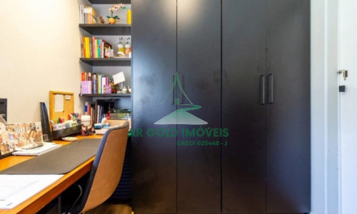 Sobrado à venda na Zona Oeste | 3 dormitórios | Suíte | 1 vaga | Churrasqueira | 140m²