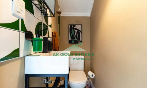 Sobrado à venda na Zona Oeste | 3 dormitórios | Suíte | 1 vaga | Churrasqueira | 140m²