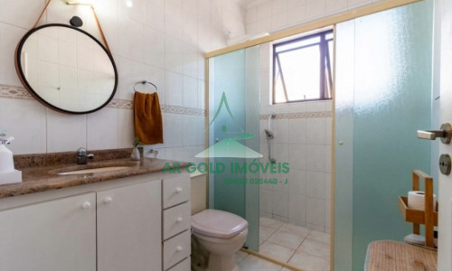 Sobrado à venda na Zona Oeste | 3 dormitórios | Suíte | 1 vaga | Churrasqueira | 140m²