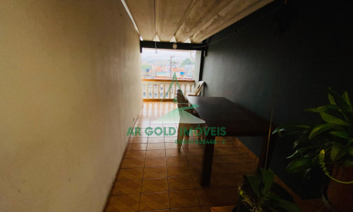 Prédio residencial à venda no Jardim São Jorge | 4 casas | 8 quartos | 3 vagas | 338m²