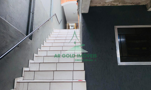 Prédio residencial à venda no Jardim São Jorge | 4 casas | 8 quartos | 3 vagas | 338m²