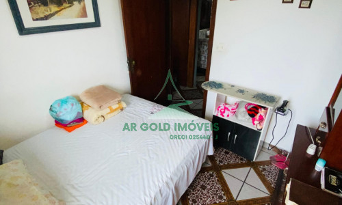 Prédio residencial à venda no Jardim São Jorge | 4 casas | 8 quartos | 3 vagas | 338m²