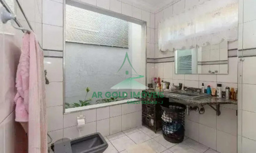 Casa à venda na Vila Madalena | 3 dormitórios | 280m² | Piscina | Churrasqueira | 5 vagas
