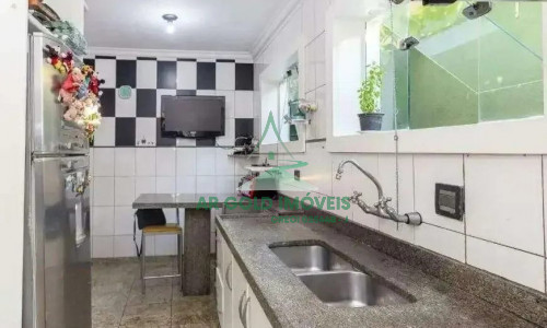 Casa à venda na Vila Madalena | 3 dormitórios | 280m² | Piscina | Churrasqueira | 5 vagas