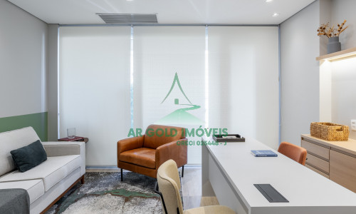 Sala comercial para locação em Pinheiros | 35m² | Mobiliada | Varanda | 1 vaga