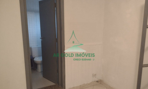 Casa à venda no Jardim Trussardi | 3 dormitórios | 220m² | Solário com churrasqueira | 2 vagas