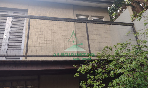 Casa à venda no Jardim Trussardi | 3 dormitórios | 220m² | Solário com churrasqueira | 2 vagas