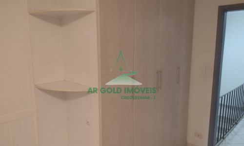 Casa à venda no Jardim Trussardi | 3 dormitórios | 220m² | Solário com churrasqueira | 2 vagas