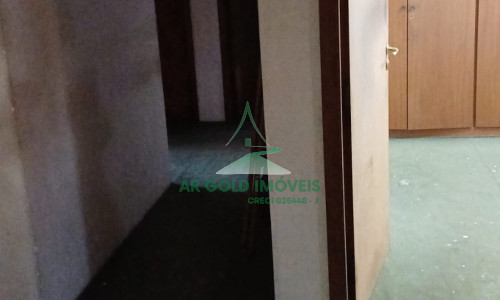 Casa à venda e locação | 360m² | 525m² terreno | Quintal | 8 vagas | Alto padrão