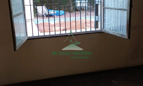 Casa à venda e locação | 360m² | 525m² terreno | Quintal | 8 vagas | Alto padrão