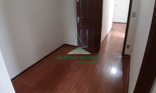 Casa à venda no Jardim Bonfiglioli | 280m² | 3 dormitórios | 4 vagas | Oportunidade