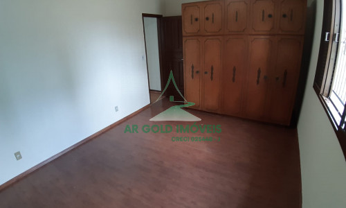 Casa à venda no Jardim Bonfiglioli | 280m² | 3 dormitórios | 4 vagas | Oportunidade