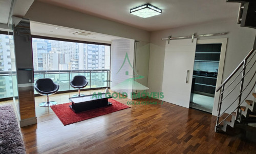 Apartamento duplex à venda no Jardim Paulista | 3 dormitórios | 2 pavimentos | Alto padrão