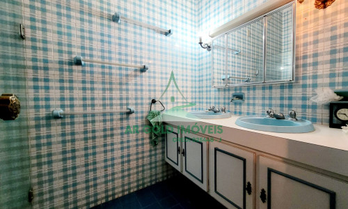 Casa para locação em Perdizes | 430m² | 7 dormitórios | 4 vagas | Uso comercial ou residencial