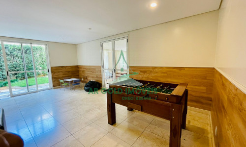 Apartamento à venda em Perdizes | 215m² | 3 suítes | 4 vagas | Reformado e amplo