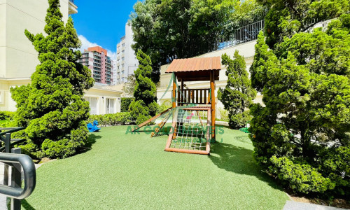 Apartamento à venda em Perdizes | 215m² | 3 suítes | 4 vagas | Reformado e amplo