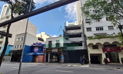 Casa comercial para locação na Bela Vista | 408m² | Amplo estacionamento | Excelente localização