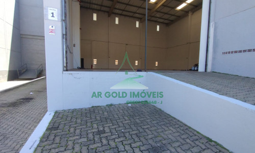Galpão para locação em Vargem Grande Paulista | 1.000m² | Pé-direito 13,5m | Condomínio fechado