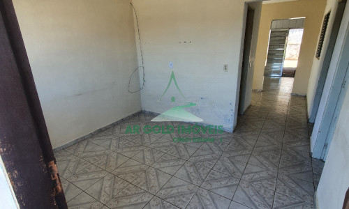 Casa à venda em Francisco Morato | 3 dormitórios | 5 vagas | Salão comercial