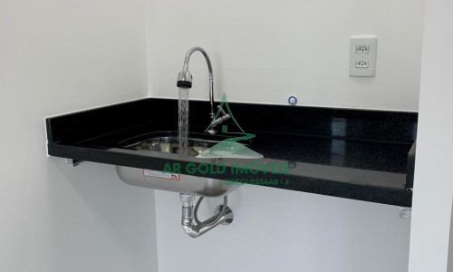 Sala comercial à venda em Pinheiros | 50m² | 1 vaga | Terraço e andar alto