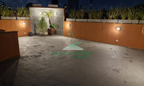 Casa comercial à venda ou locação em Perdizes | 550m² | 4 vagas | Rooftop | Piscina