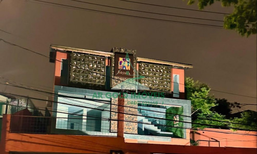 Casa comercial à venda ou locação em Perdizes | 550m² | 4 vagas | Rooftop | Piscina