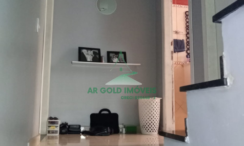 Casa à venda no Jaraguá | 3 dorms (1 suíte) | 3 andares | Churrasqueira | 1 vaga