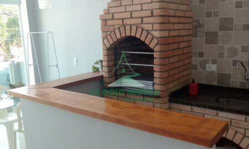 Casa à venda no Jaraguá | 3 dorms (1 suíte) | 3 andares | Churrasqueira | 1 vaga