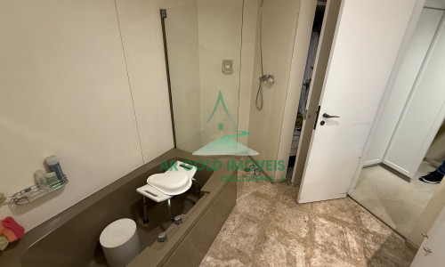 Apartamento para locação no Edifício Villa D’Este | 224m² | 2 suítes | 3 vagas | Mobiliado