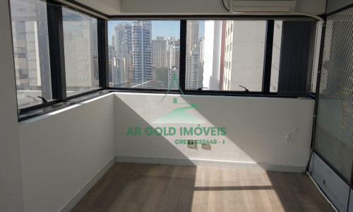 Sala comercial à venda e locação em Perdizes | 47m² | 2 banheiros | 1 vaga