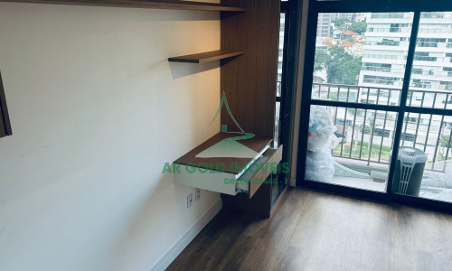 Studio em Pinheiros ao lado do metrô | 24m² | planejados | lazer completo