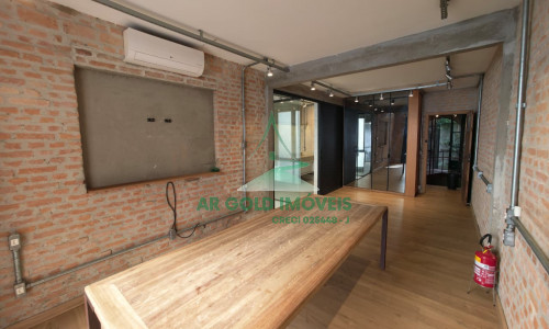 Casa para locação em Perdizes | 230m² | 2 suítes | 1 vaga | 3 pavimentos