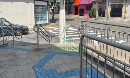 Prédio comercial no Tatuapé | 841m² | 15 vagas | Ideal para clínicas e empresas