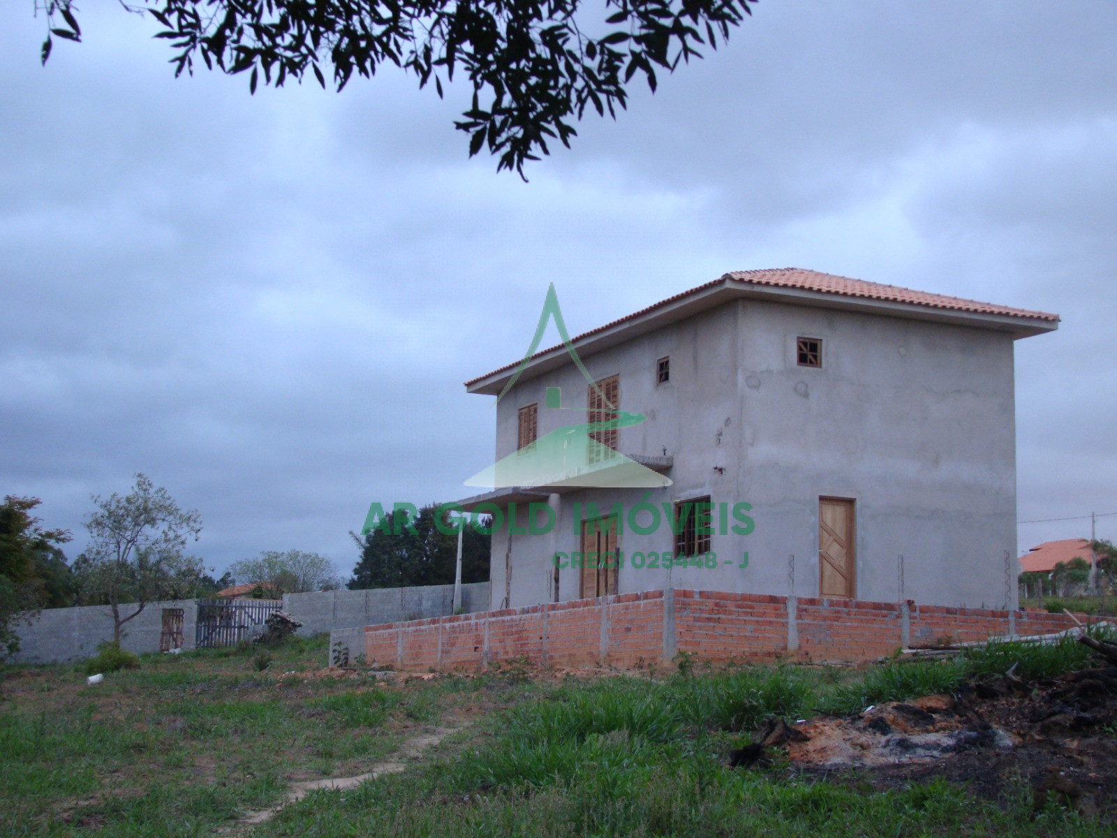Chácara à Venda em Araçoiaba da Serra | 5.050m² | Sobrado com 4 Suítes | Vista Panorâmica