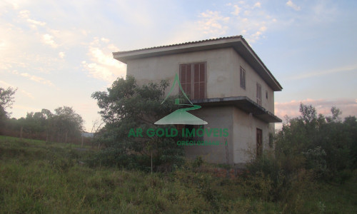 Chácara à Venda em Araçoiaba da Serra | 5.050m² | Sobrado com 4 Suítes | Vista Panorâmica