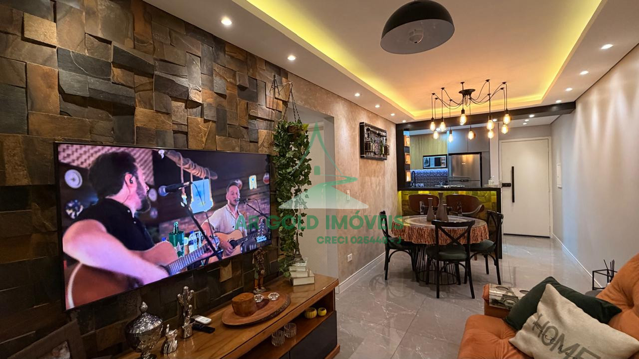 Apartamento à Venda na Vila Guilhermina | 54m² | 2 Quartos | 1 Vaga | Mobiliado | Porteira Fechada