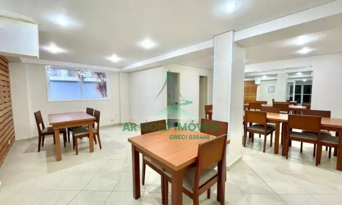 Apartamento à Venda na Vila Guilhermina | 54m² | 2 Quartos | 1 Vaga | Mobiliado | Porteira Fechada